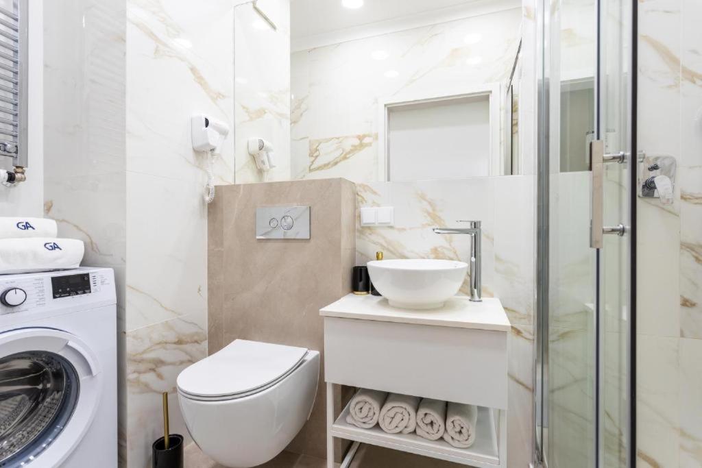Close-urban Chic - Luxury -10 People- Mennica Apartament Warszawa