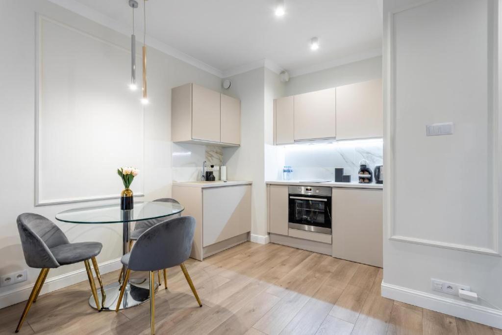 Close-urban Chic - Luxury -10 People- Mennica Warszawa